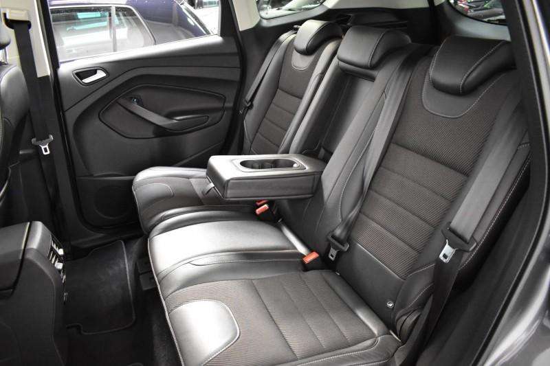 FORD KUGA en Minoautos