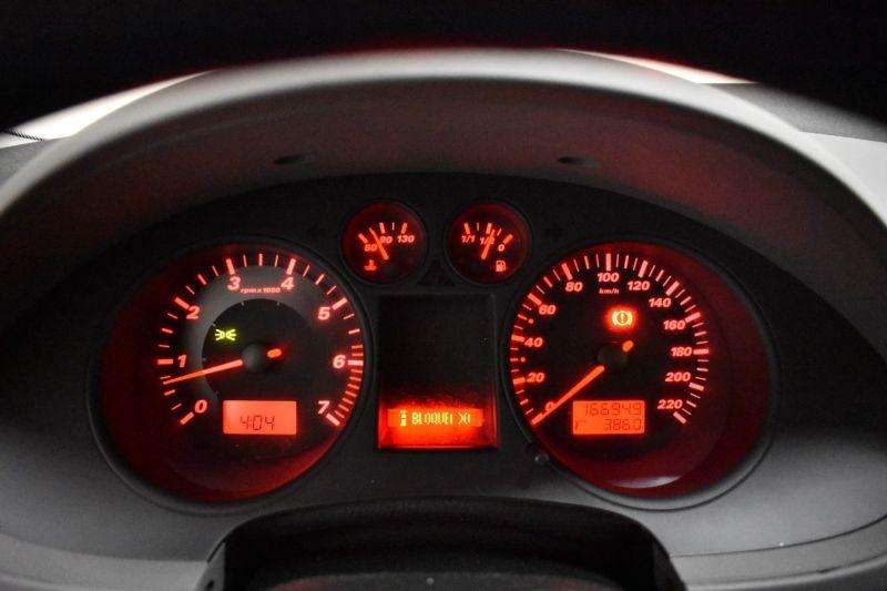 SEAT CORDOBA en Minoautos