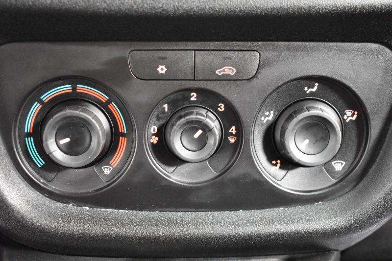 FIAT DOBLO CARGO en Minoautos