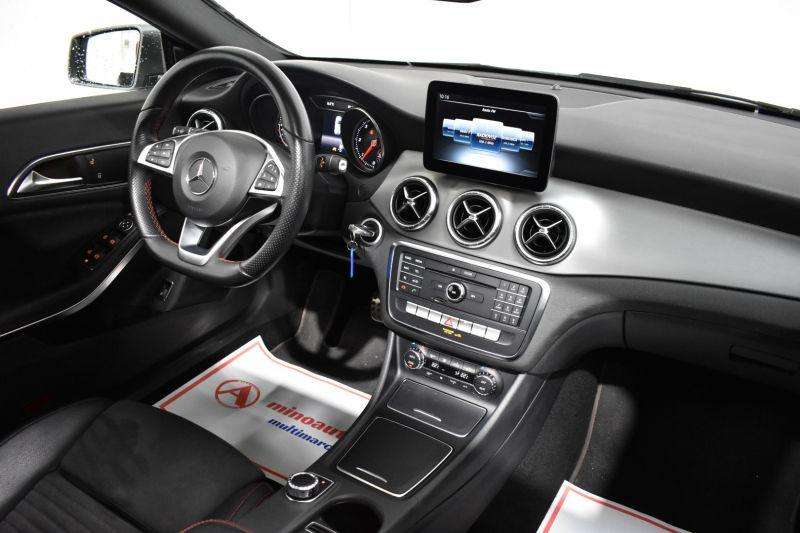 MERCEDES-BENZ CLASE CLA en Minoautos