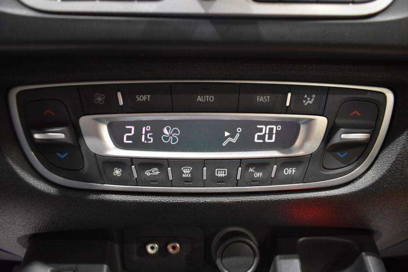 RENAULT GRAND SCENIC en Minoautos