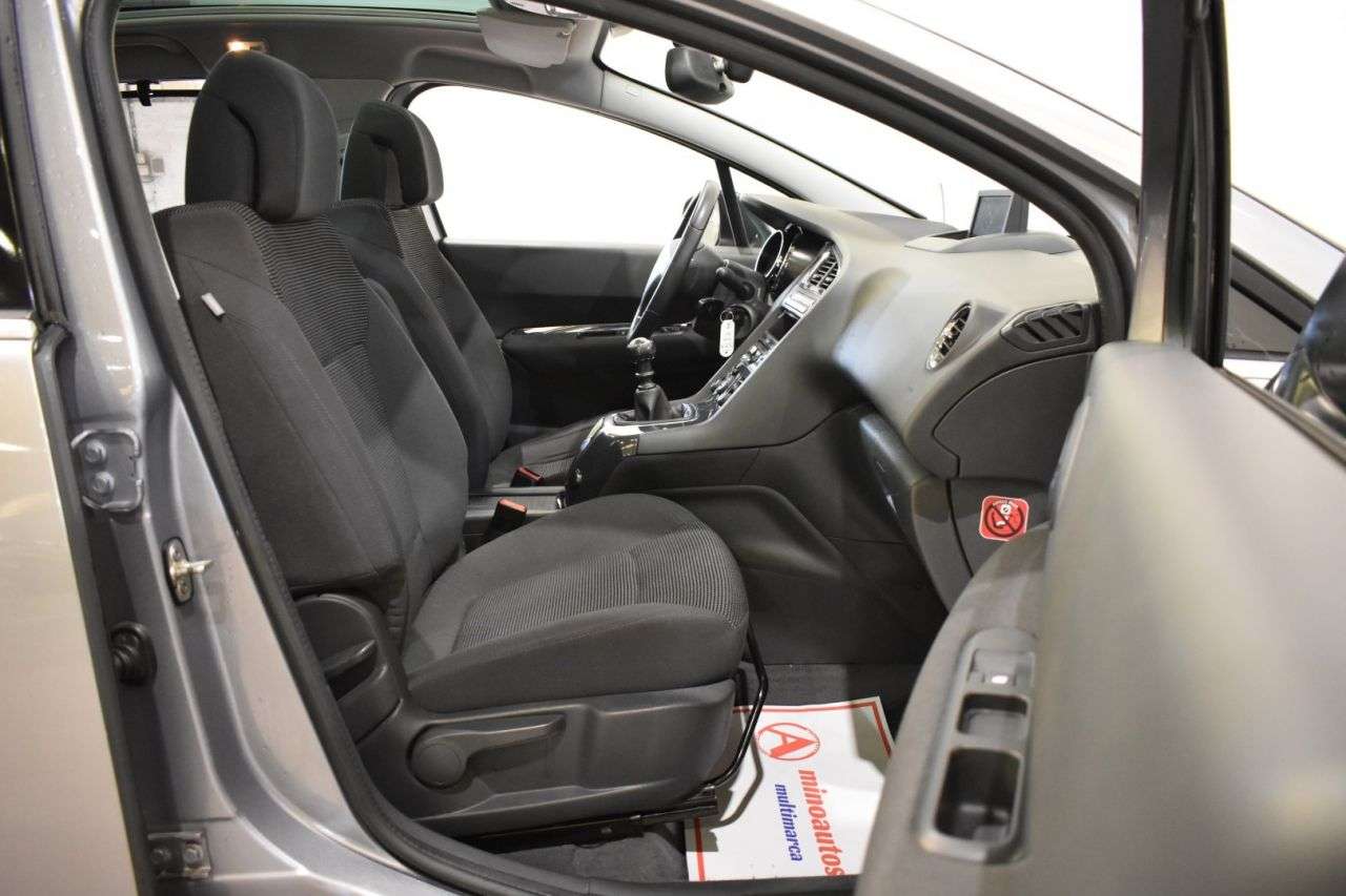 PEUGEOT 5008 en Minoautos