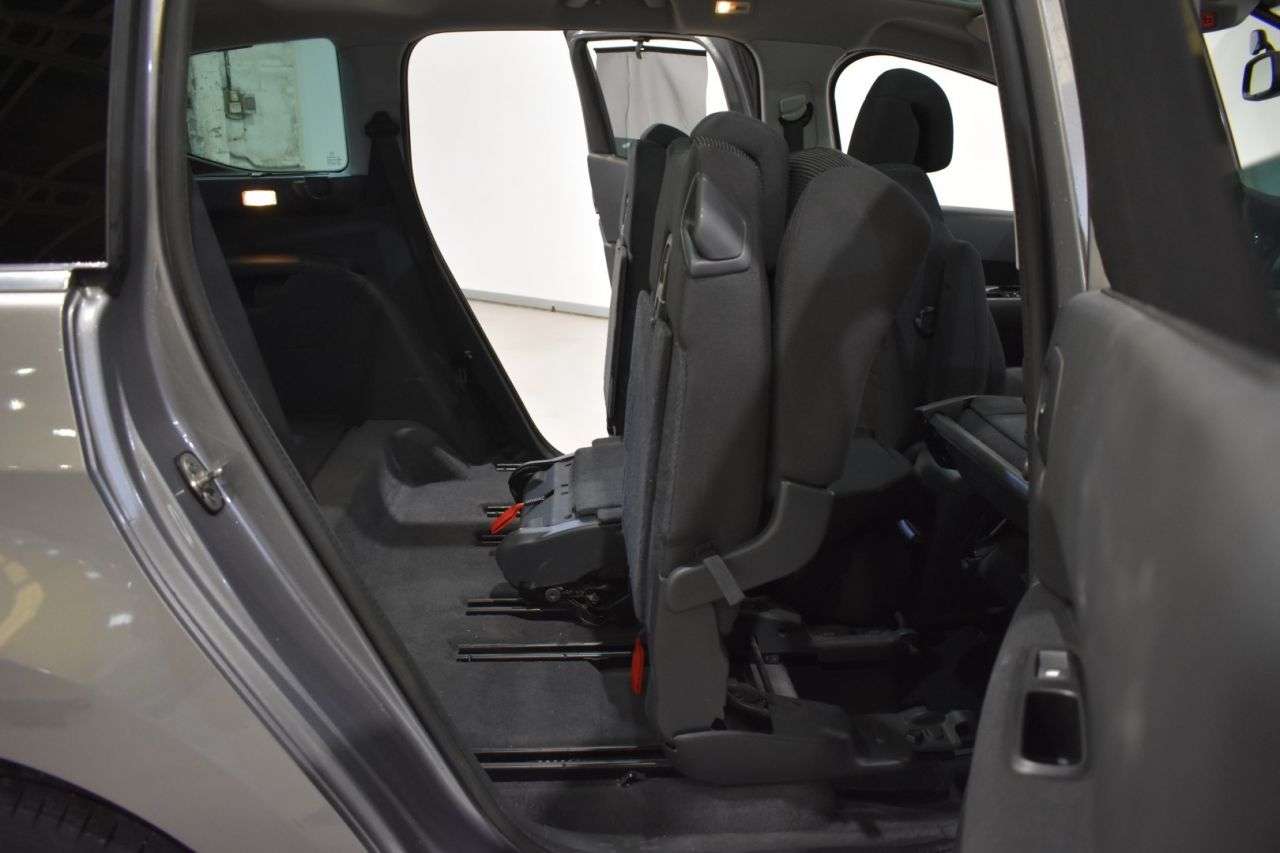 PEUGEOT 5008 en Minoautos