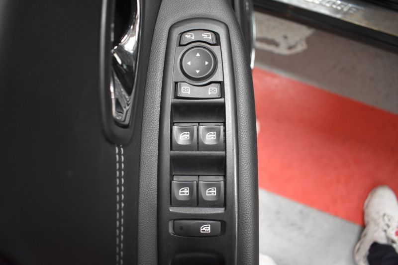 RENAULT SCENIC en Minoautos