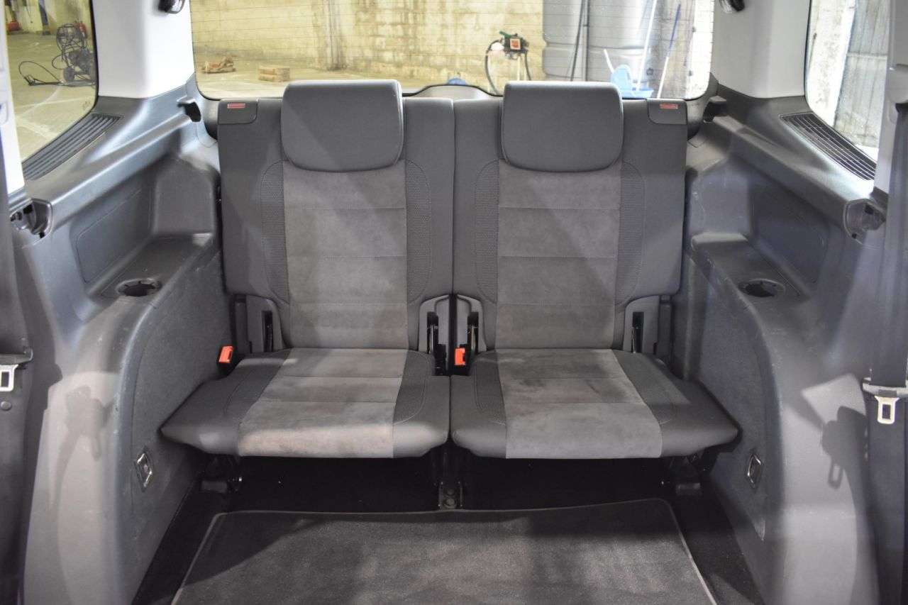 VW TOURAN en Minoautos