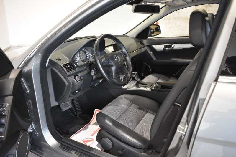 MERCEDES-BENZ CLASE C en Minoautos