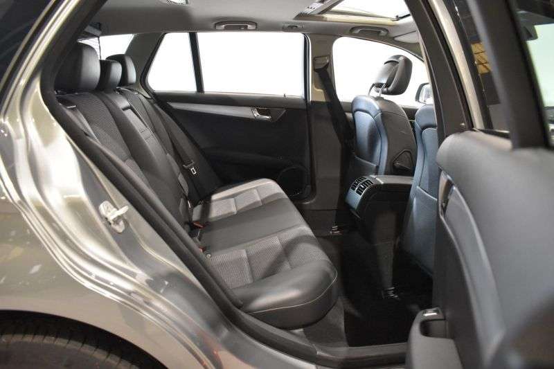 MERCEDES-BENZ CLASE C en Minoautos