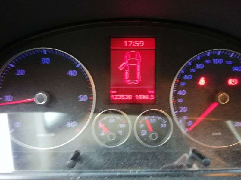 VW TOURAN en Minoautos