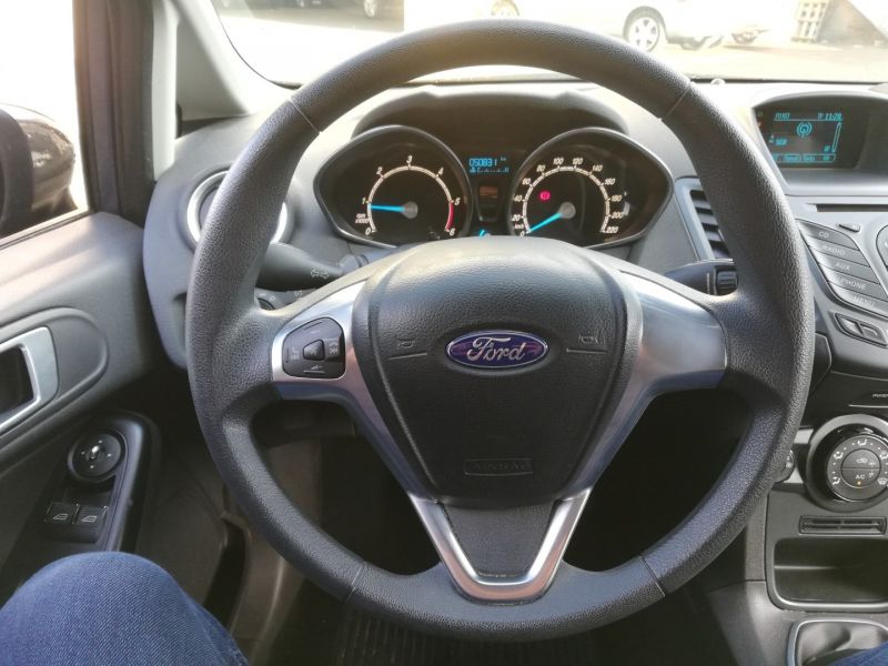 FORD FIESTA en Minoautos