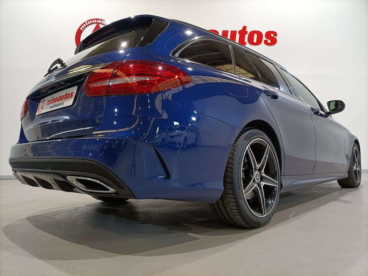 MERCEDES-BENZ CLASE C en Minoautos