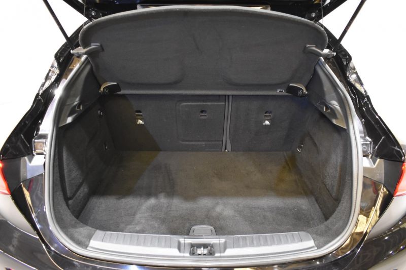 INFINITI Q30 en Minoautos