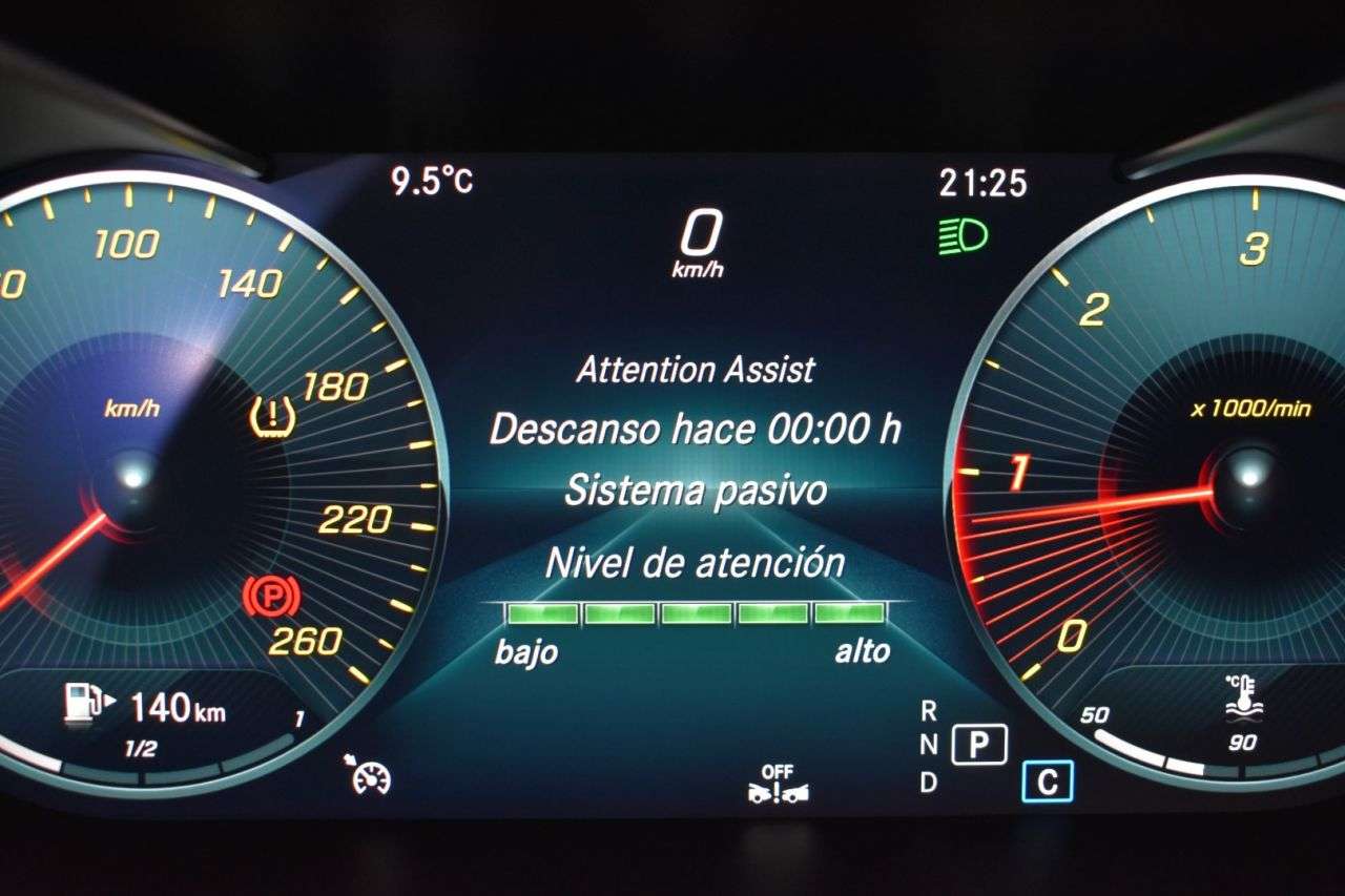 MERCEDES-BENZ CLASE C en Minoautos