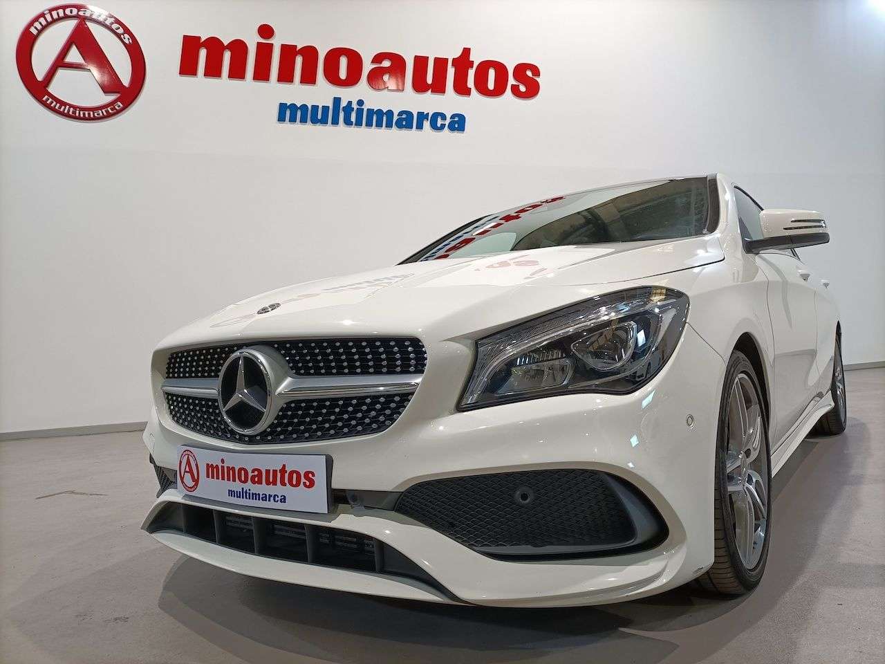 MERCEDES-BENZ CLA en Minoautos
