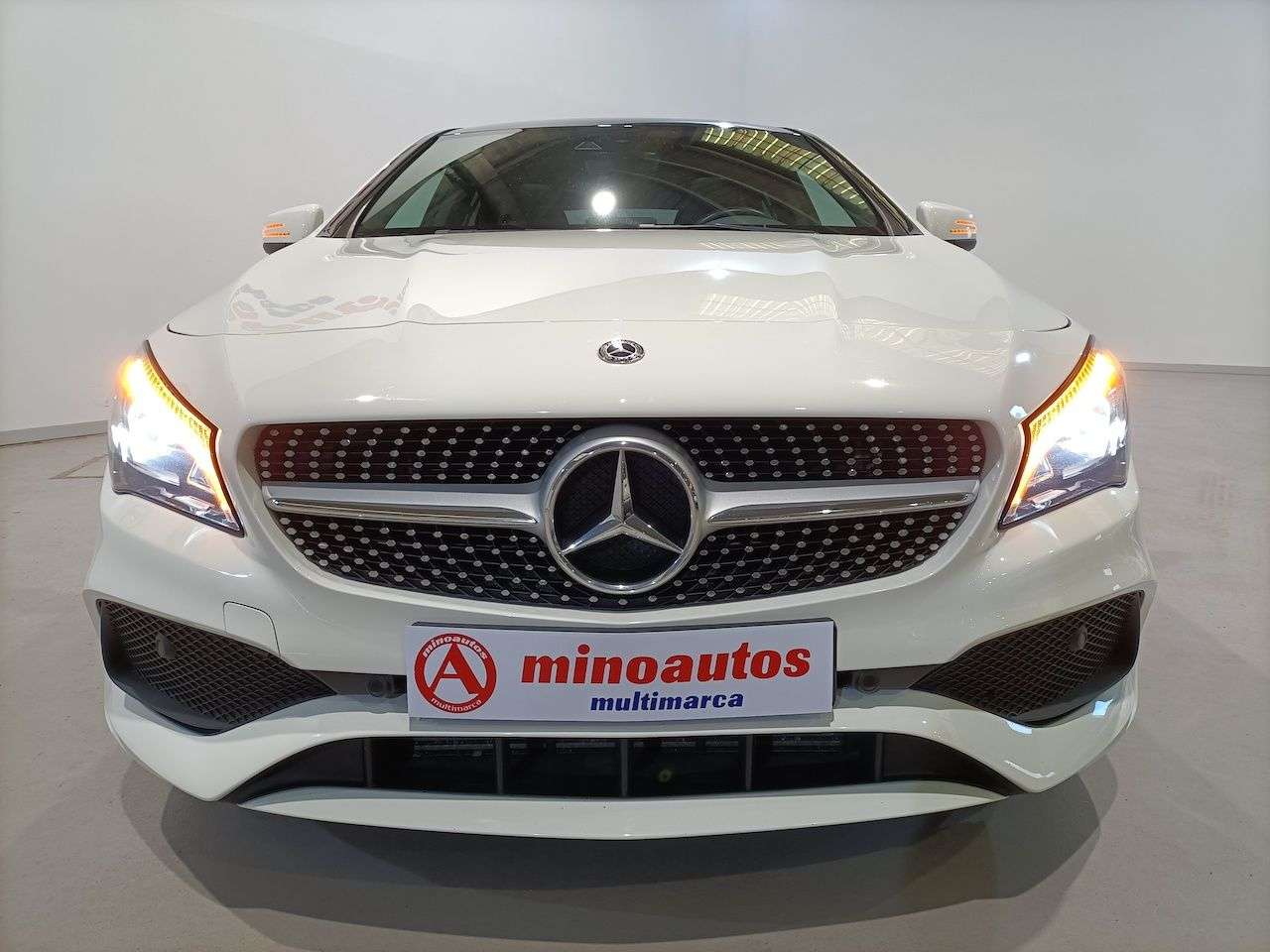 MERCEDES-BENZ CLA en Minoautos