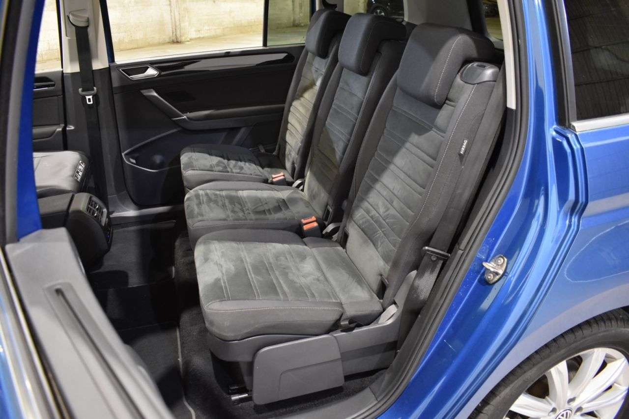 VW TOURAN en Minoautos