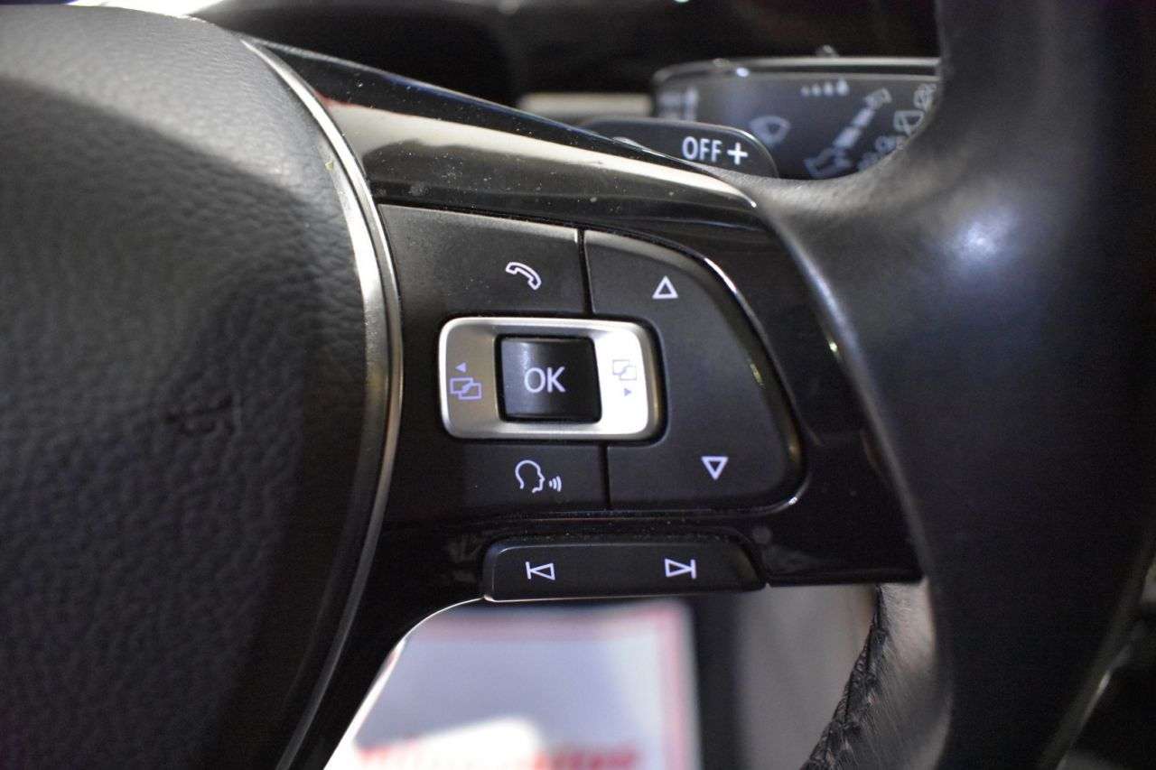 VW TOURAN en Minoautos