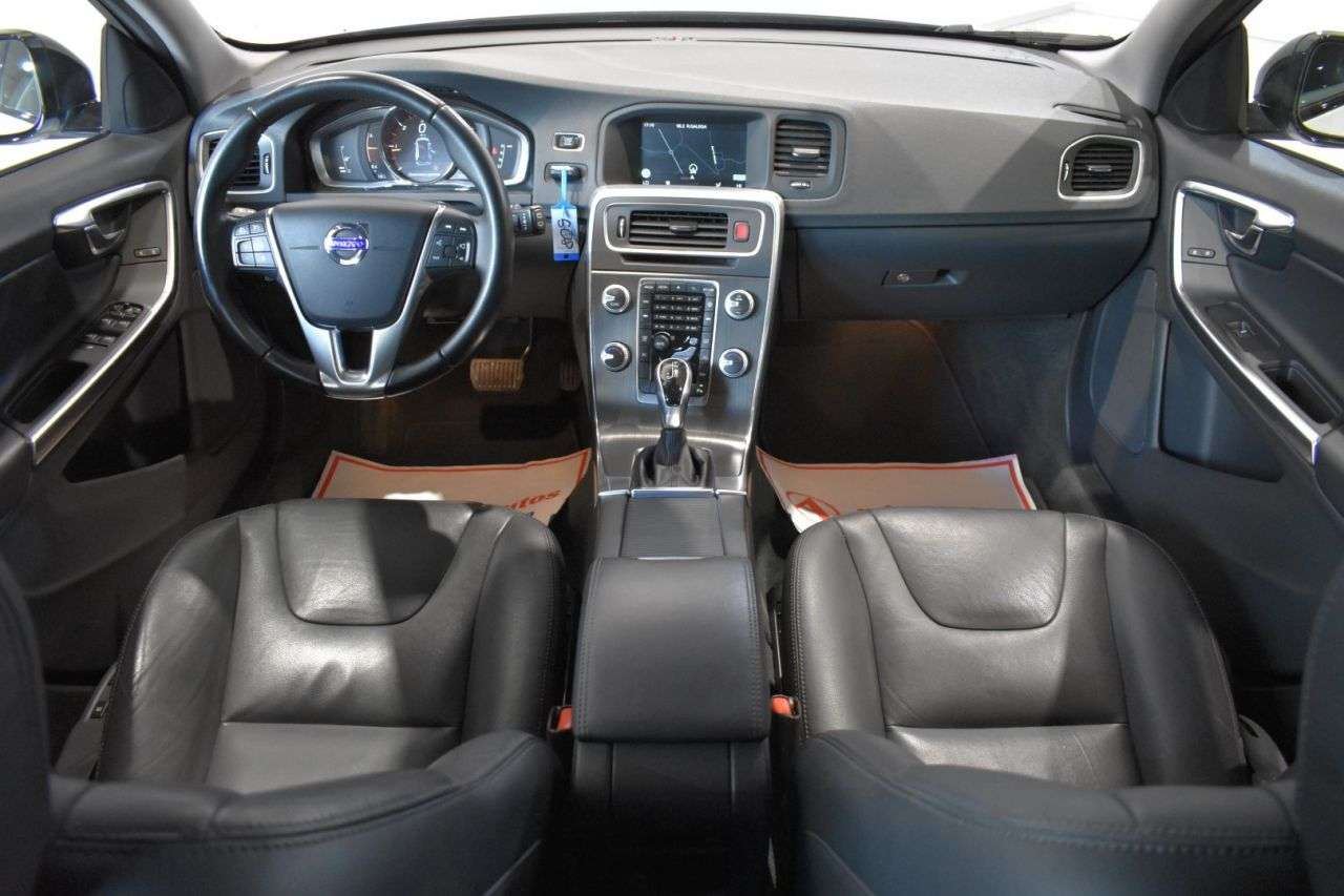VOLVO V60 CROSS COUNTRY en Minoautos
