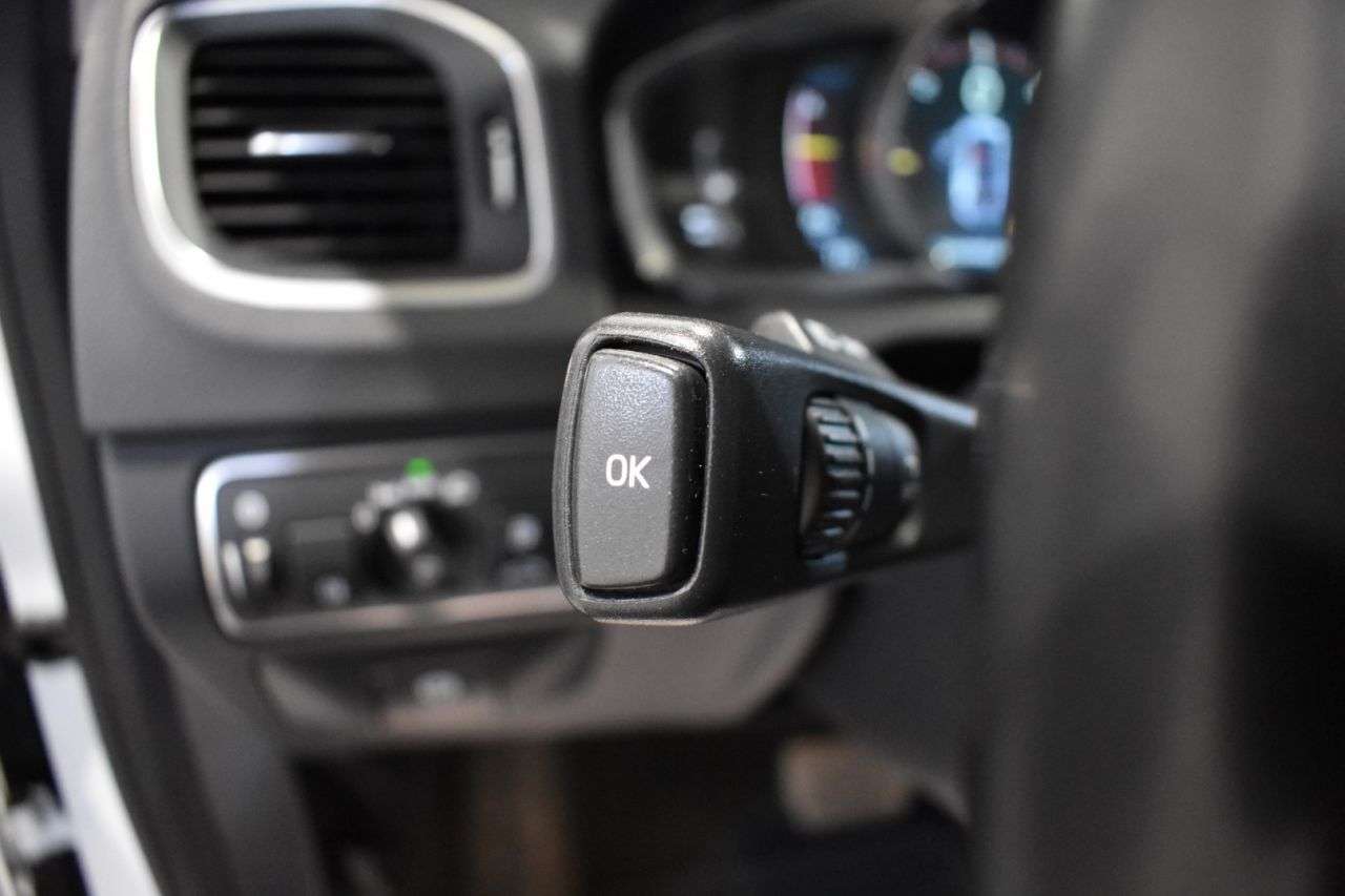 VOLVO V60 CROSS COUNTRY en Minoautos