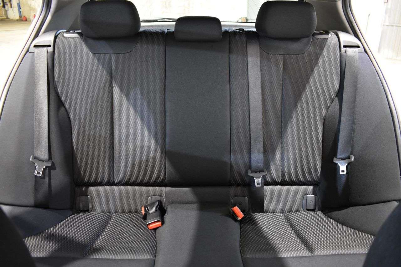 BMW SERIE 1 en Minoautos