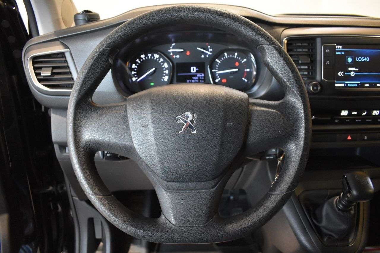 PEUGEOT TRAVELLER en Minoautos