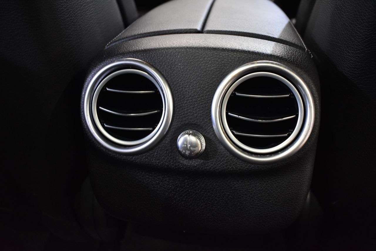 MERCEDES-BENZ CLASE C en Minoautos