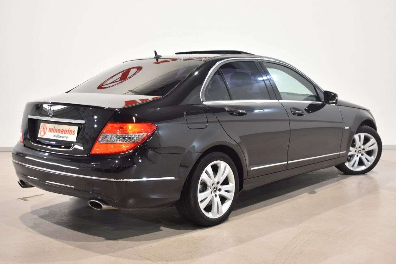 MERCEDES-BENZ CLASE C en Minoautos
