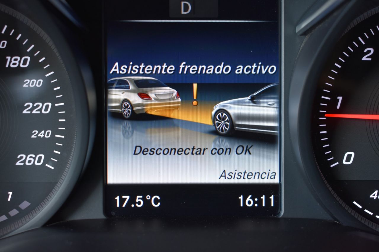 MERCEDES-BENZ CLASE C en Minoautos