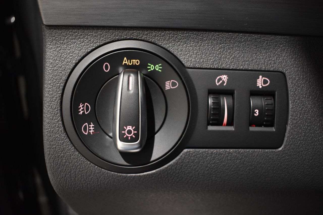 VW TOURAN en Minoautos