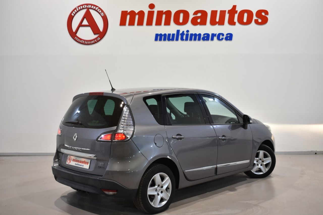 Renault Scenic Scenic III • 1.5 dCi (110 Hp) FAP caractéristiques