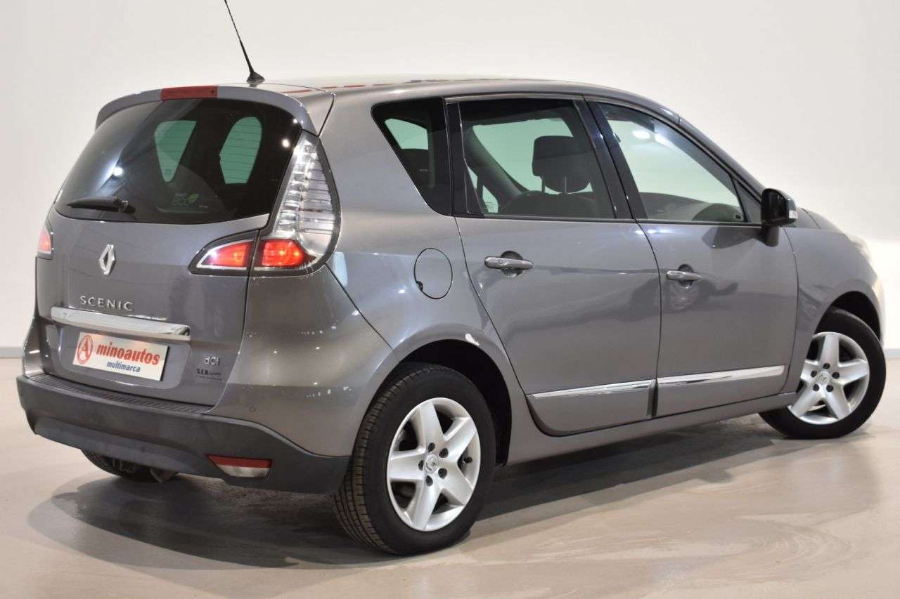 RENAULT SCENIC en Minoautos
