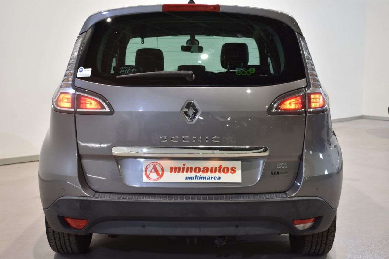 RENAULT SCENIC en Minoautos