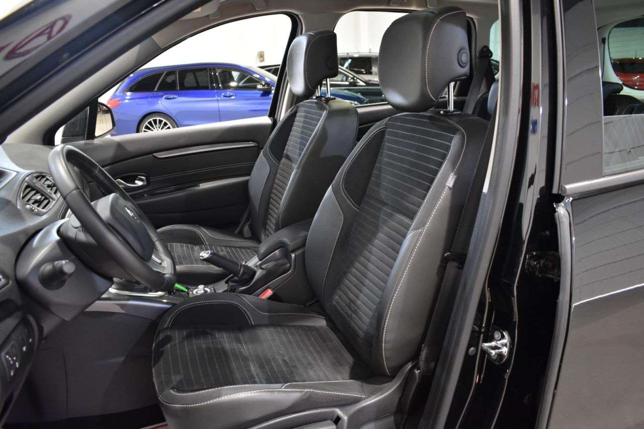 RENAULT SCENIC en Minoautos