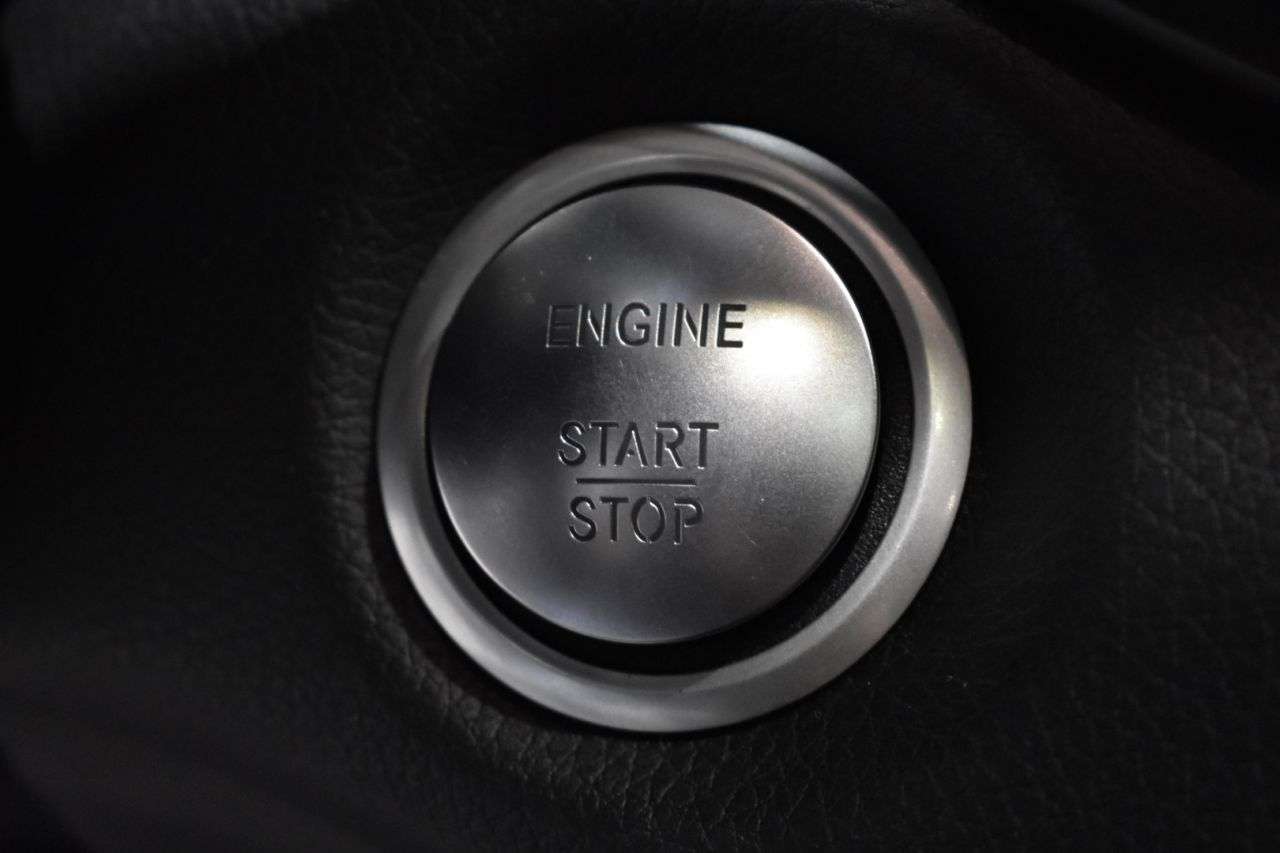 MERCEDES-BENZ CLA en Minoautos