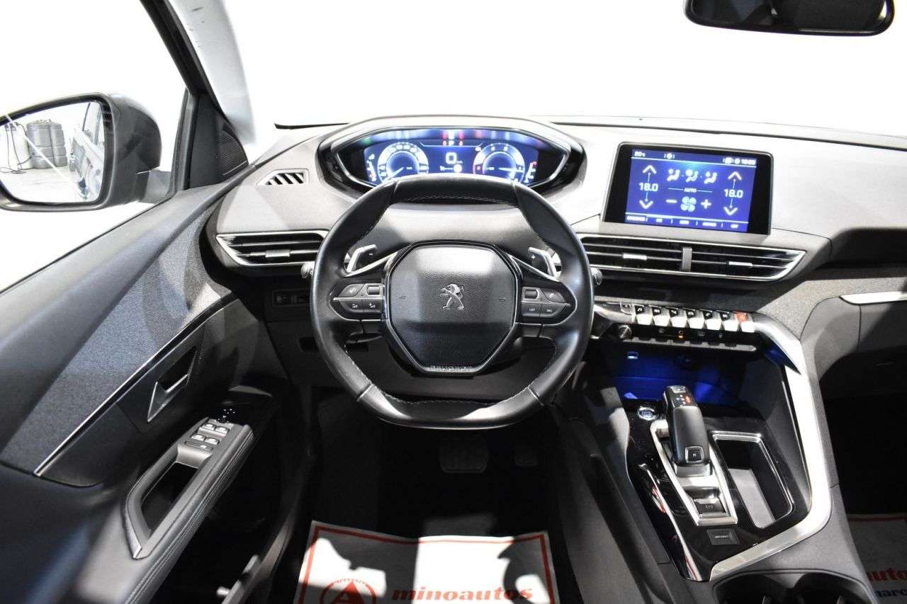 PEUGEOT 5008 en Minoautos