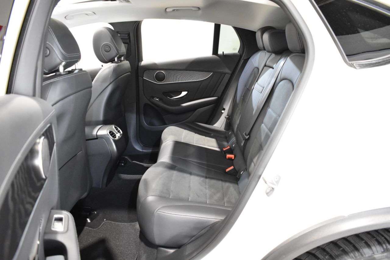 MERCEDES-BENZ GLC COUP� en Minoautos