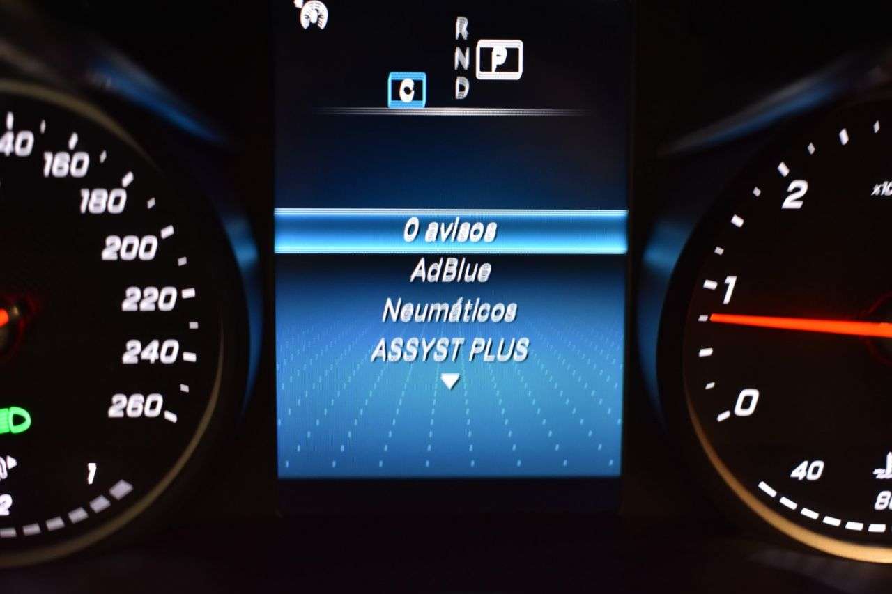 MERCEDES-BENZ CLASE C en Minoautos