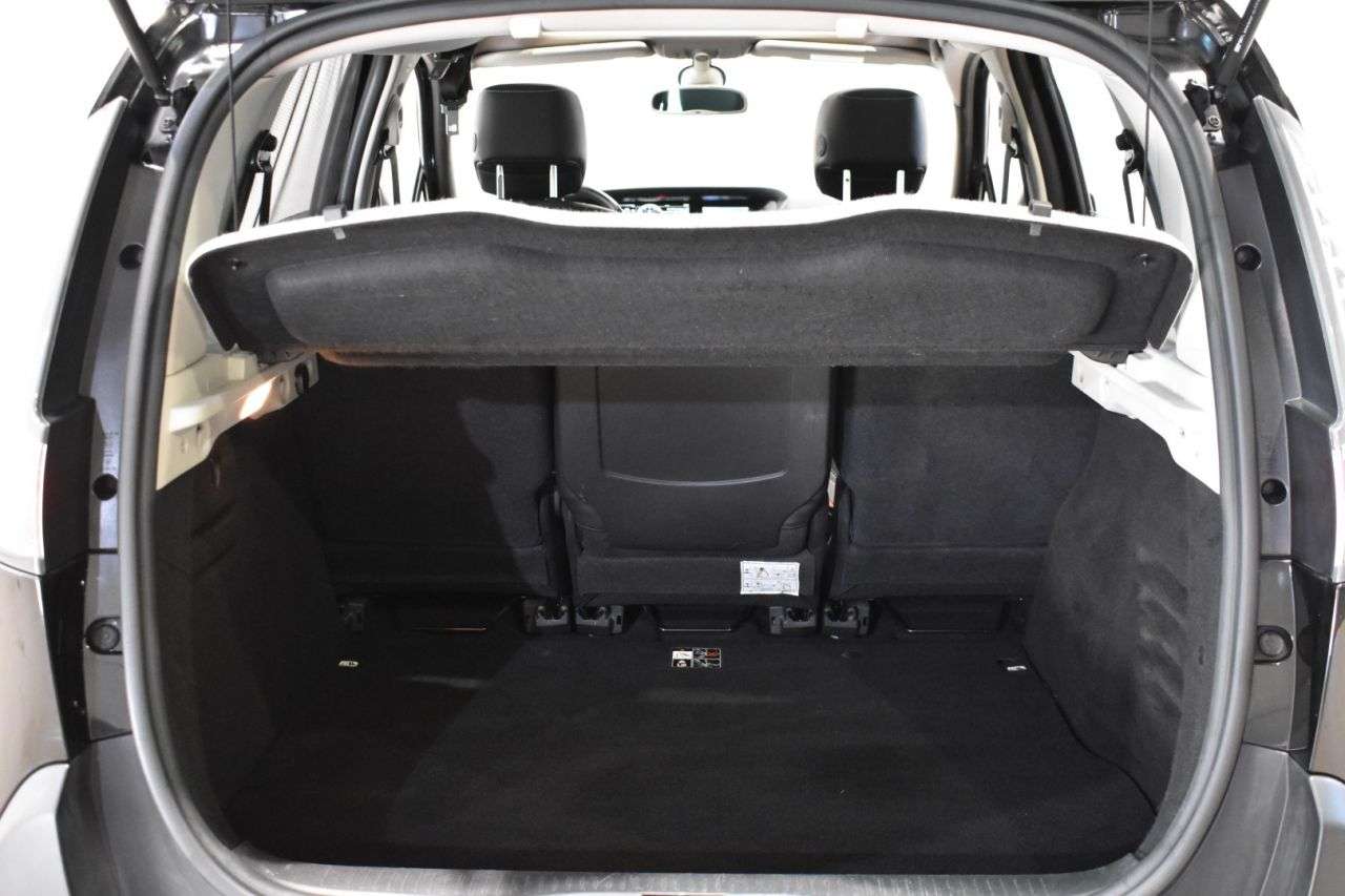 RENAULT SCENIC en Minoautos