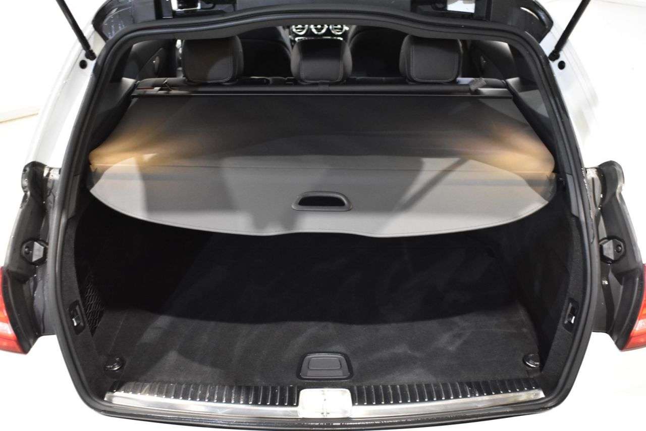 MERCEDES-BENZ CLASE C en Minoautos