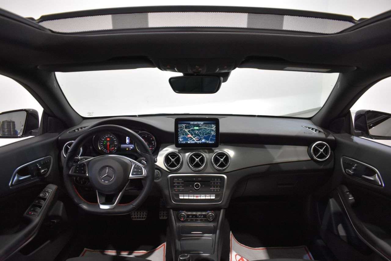 MERCEDES-BENZ CLASE CLA en Minoautos