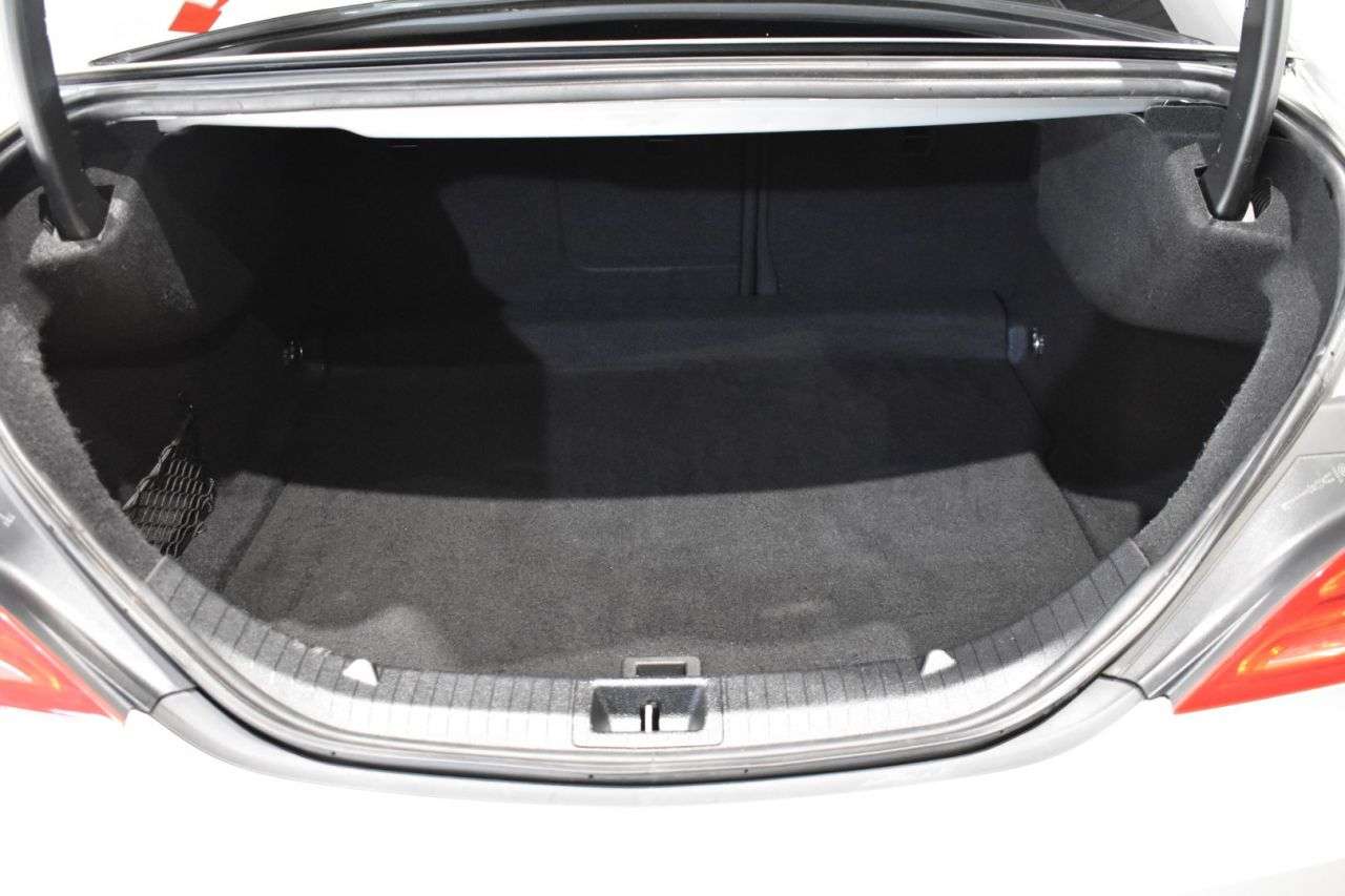 MERCEDES-BENZ CLASE CLA en Minoautos