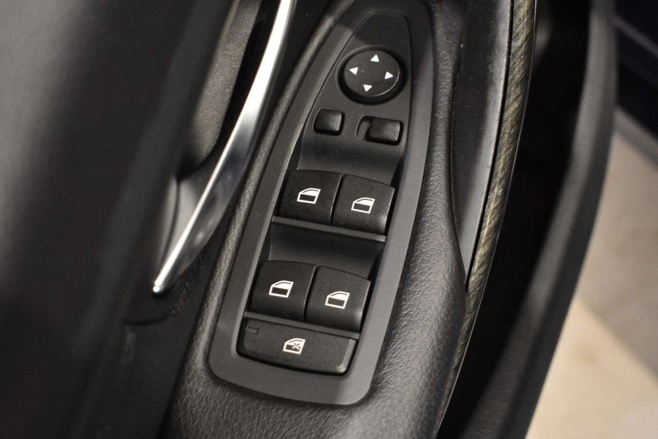 BMW SERIE 3 en Minoautos