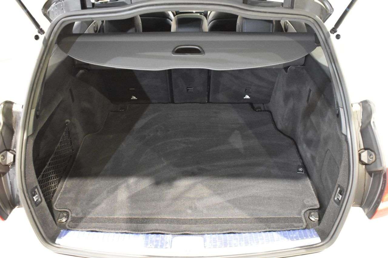 MERCEDES-BENZ CLASE C en Minoautos