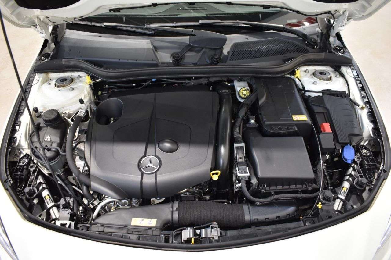 MERCEDES-BENZ CLASE CLA en Minoautos