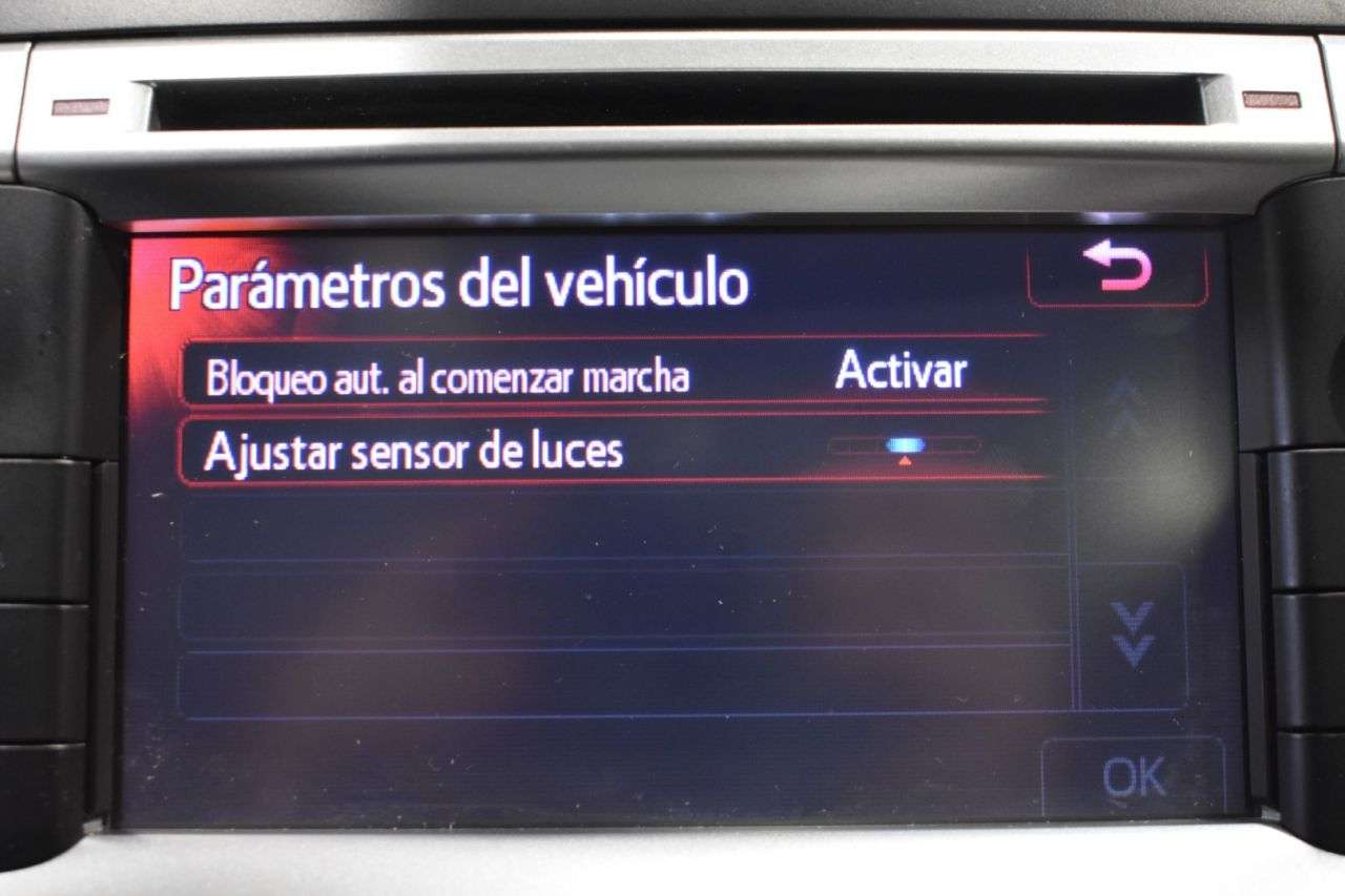 TOYOTA VERSO en Minoautos