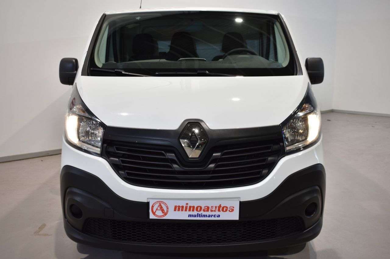 RENAULT TRAFIC en Minoautos
