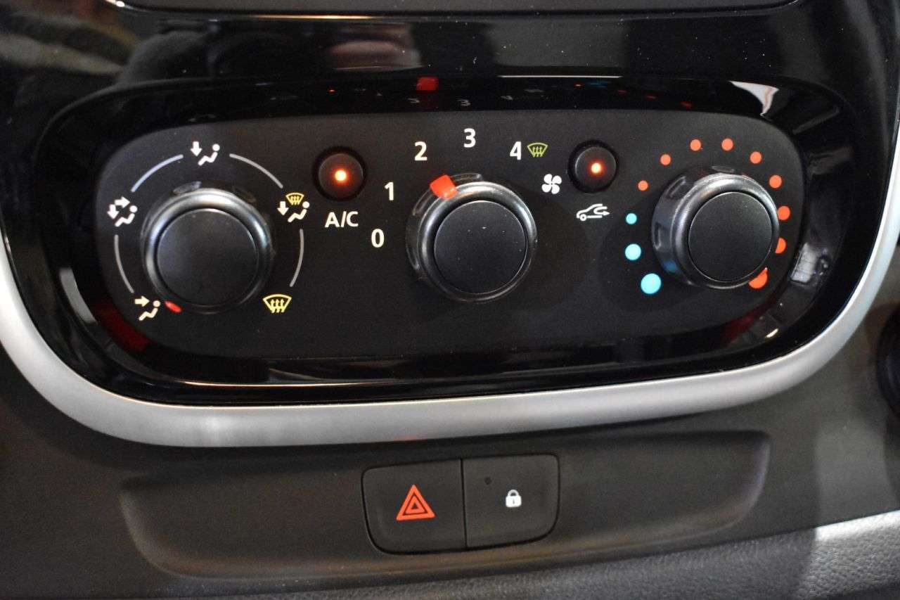 RENAULT TRAFIC en Minoautos