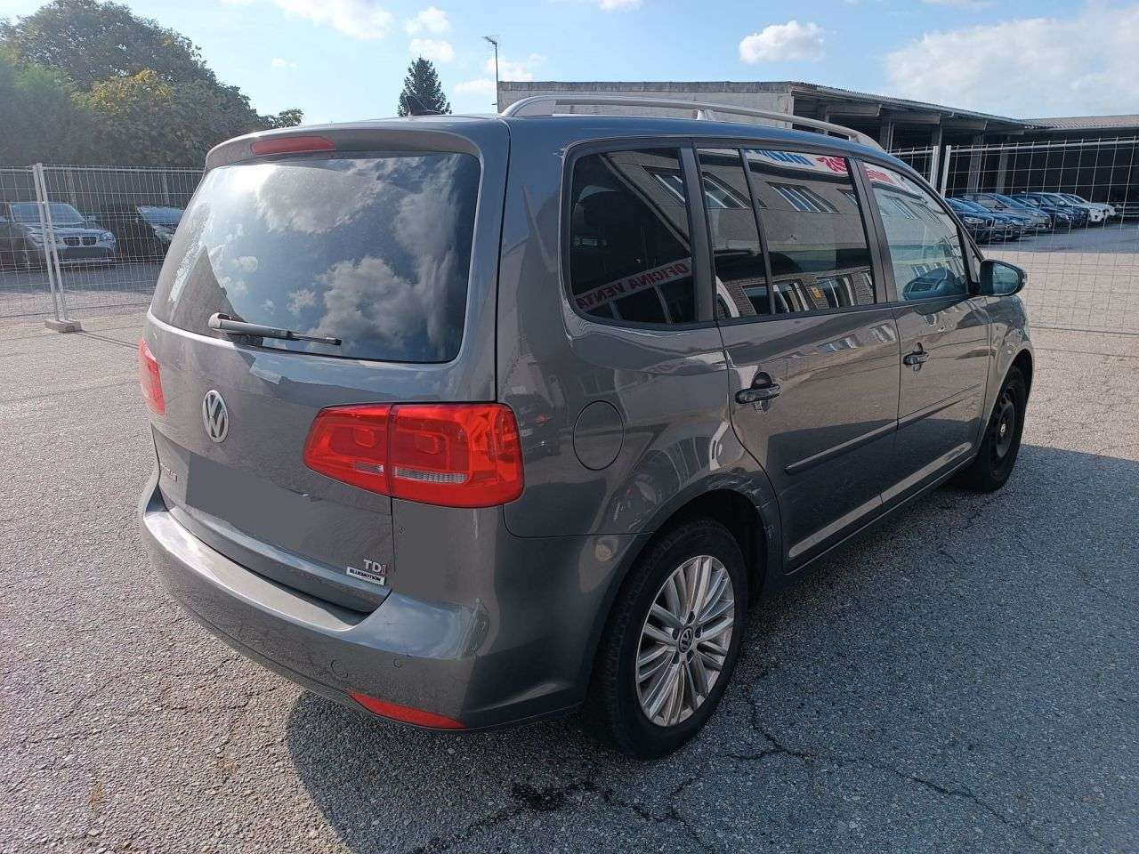 VW TOURAN en Minoautos
