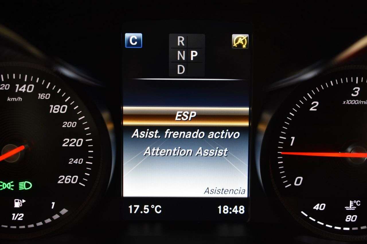 MERCEDES-BENZ CLASE C  en Minoautos