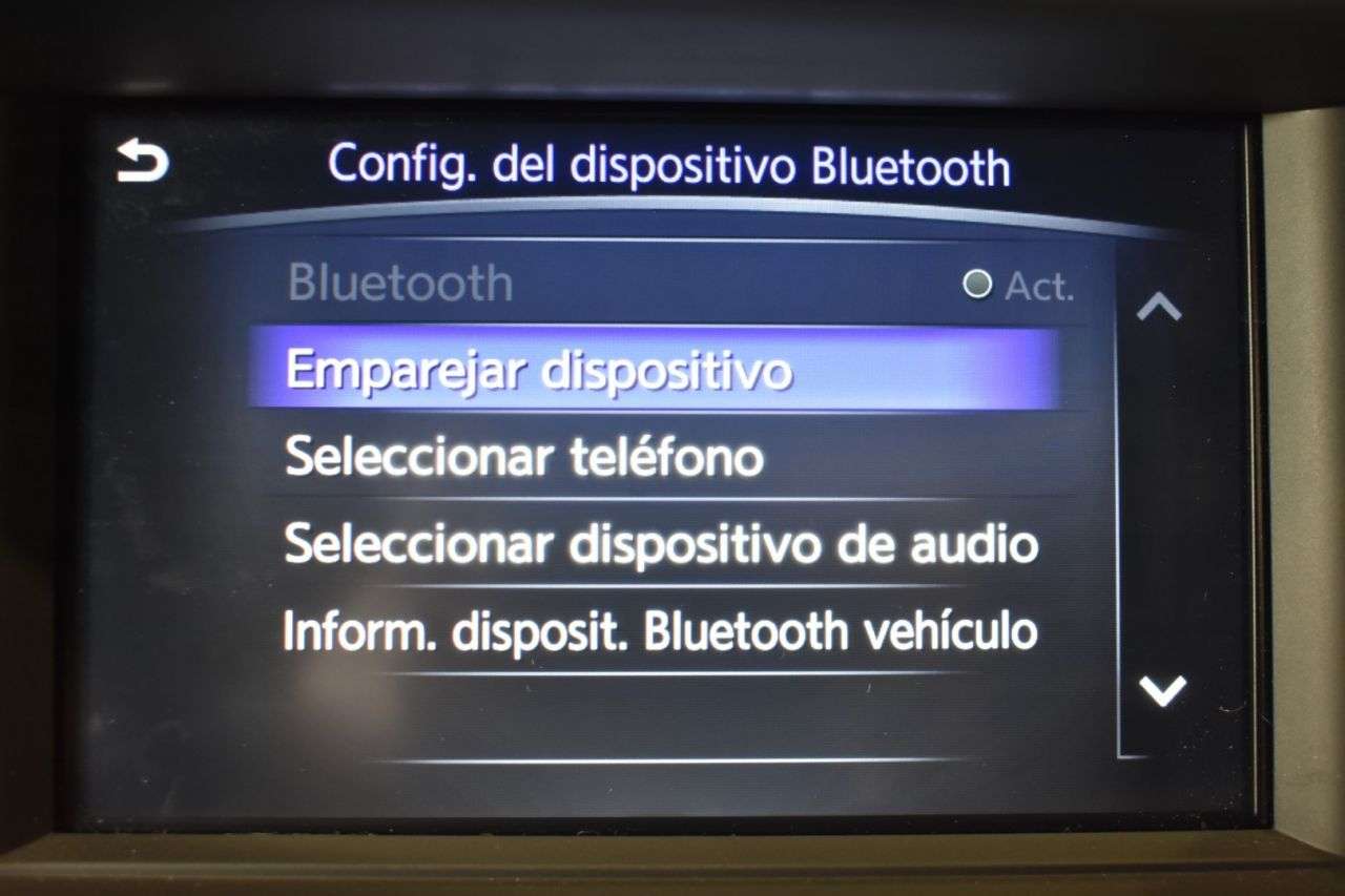 INFINITI Q30 en Minoautos