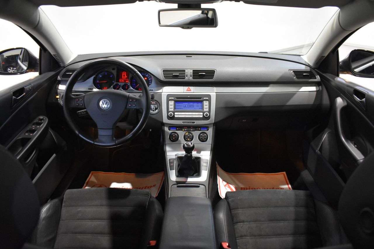 VW PASSAT en Minoautos